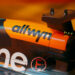 Allwyn-rahapeliyrityksen logo Mclaren F1 autossa.