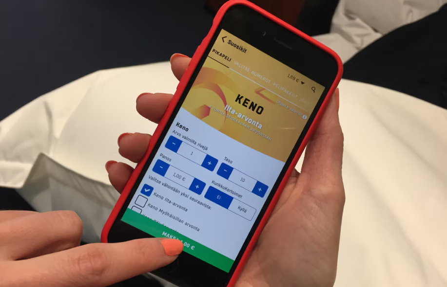 Puhelimessa Keno tulokset auki Veikkauksen verkkosivulla.